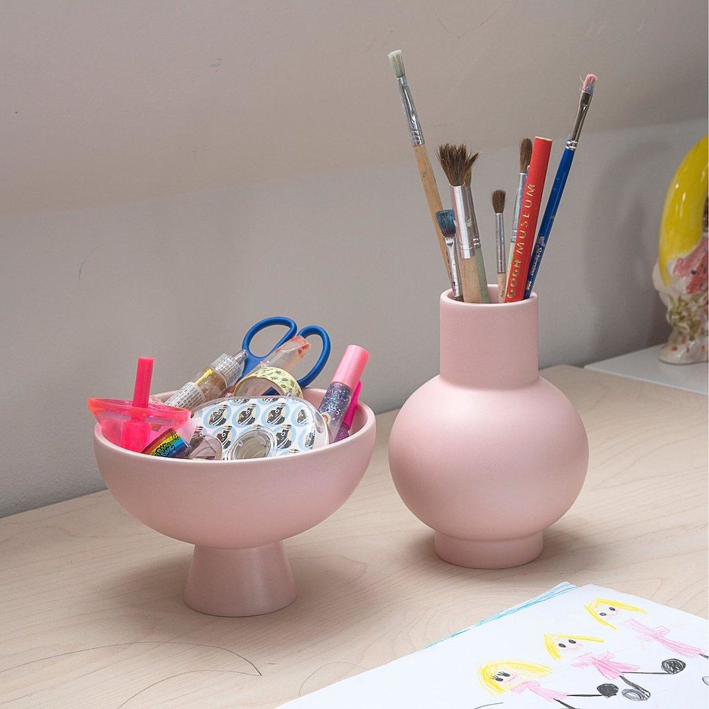 Goldkant Strom Small Vase Vase R1006 Coral Blush 1 1200X