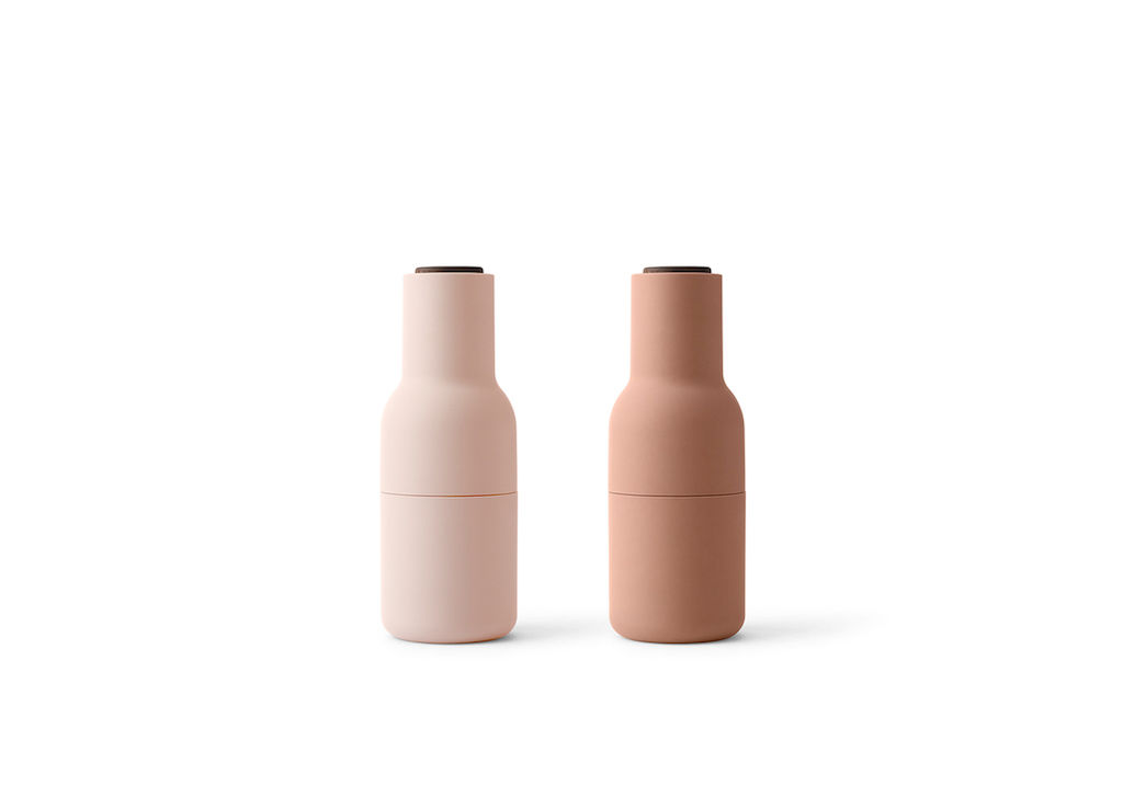 Bottle Grinder Nudes Walnut Lid